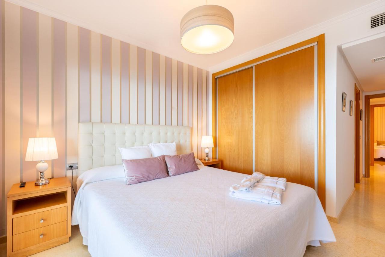 Neptuno Malaga Apartamento De Lujo Rincón de la Victoria Dış mekan fotoğraf