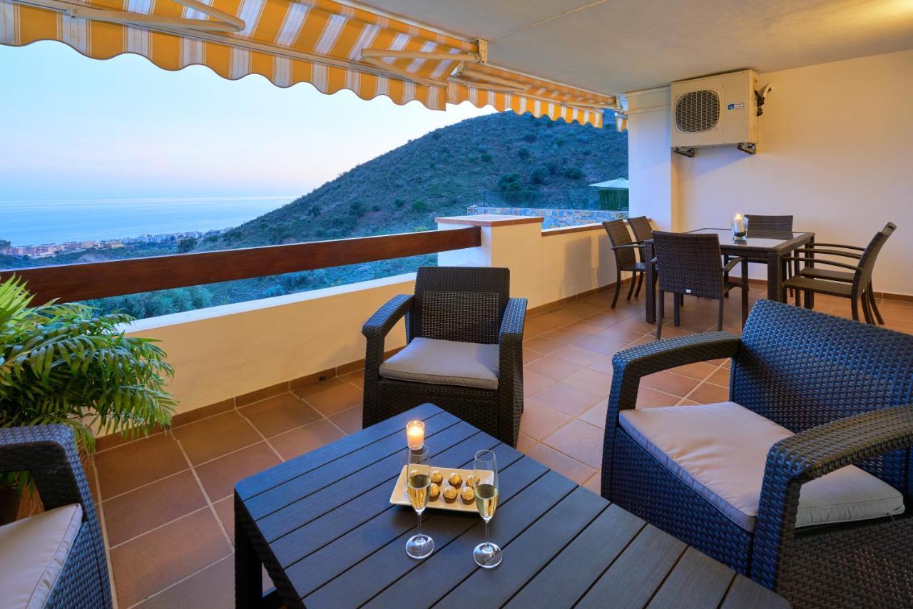 Neptuno Malaga Apartamento De Lujo Rincón de la Victoria Dış mekan fotoğraf